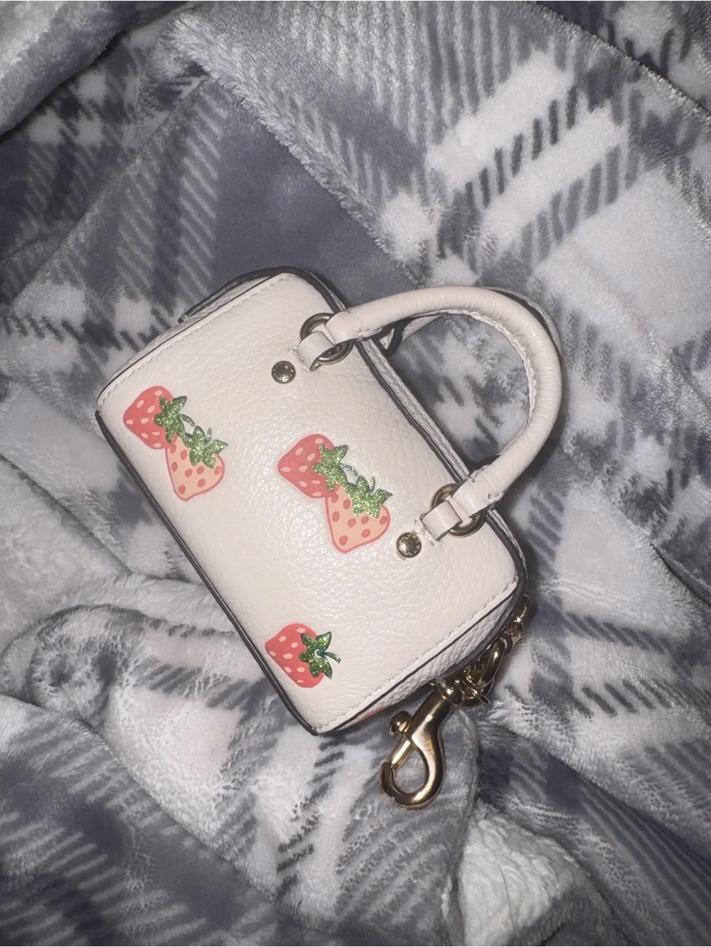 Coach Cream Pebbled Leather Card Case